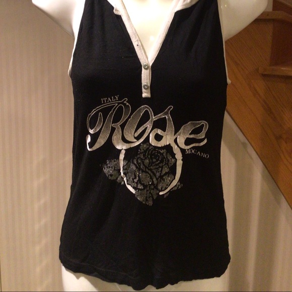 🛍️2 for $30🛍️Black sleeveless top with cream trim and hoody - Picture 2 of 3